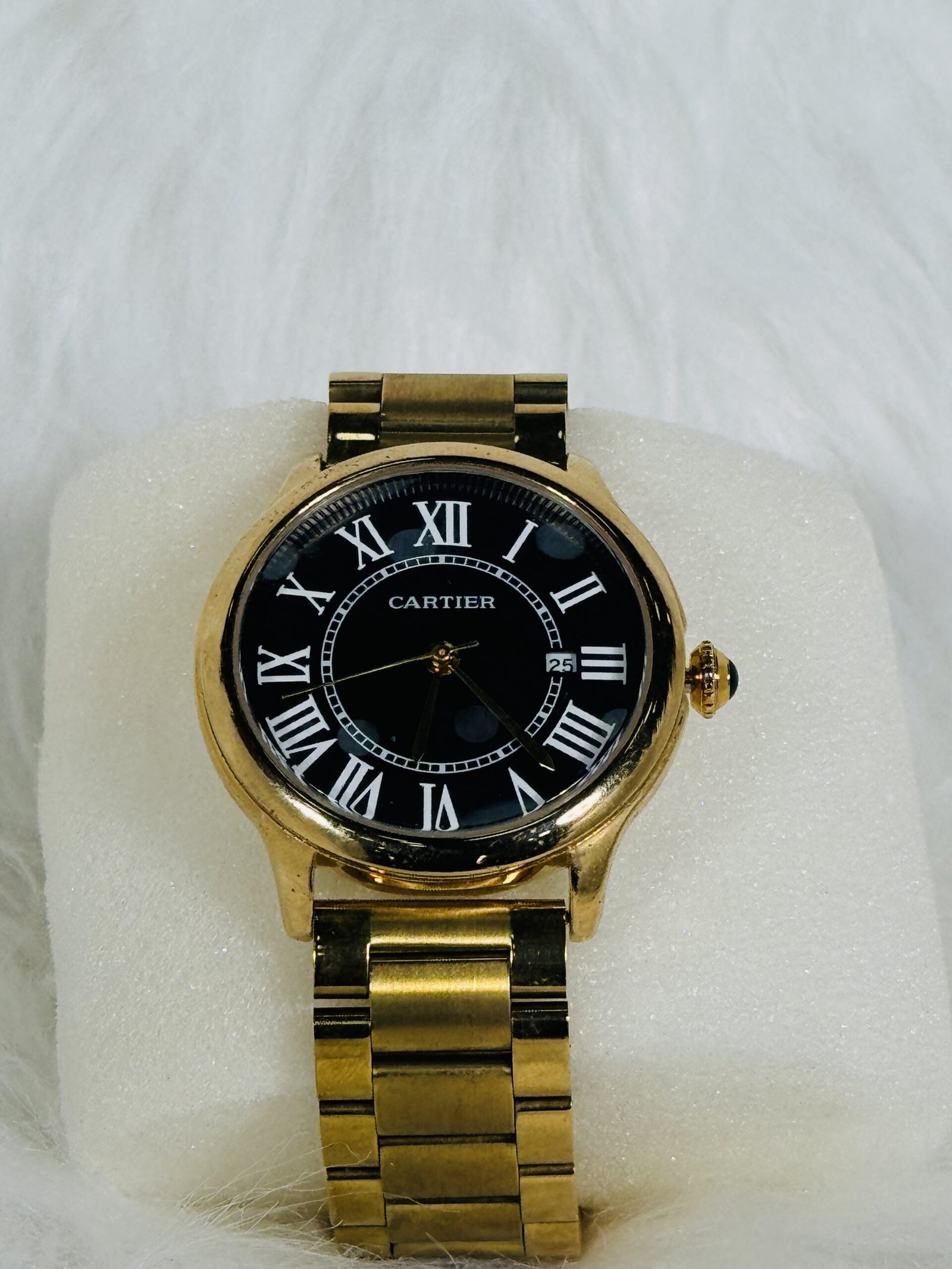 Big Chain Golden Cartier Wristwatch