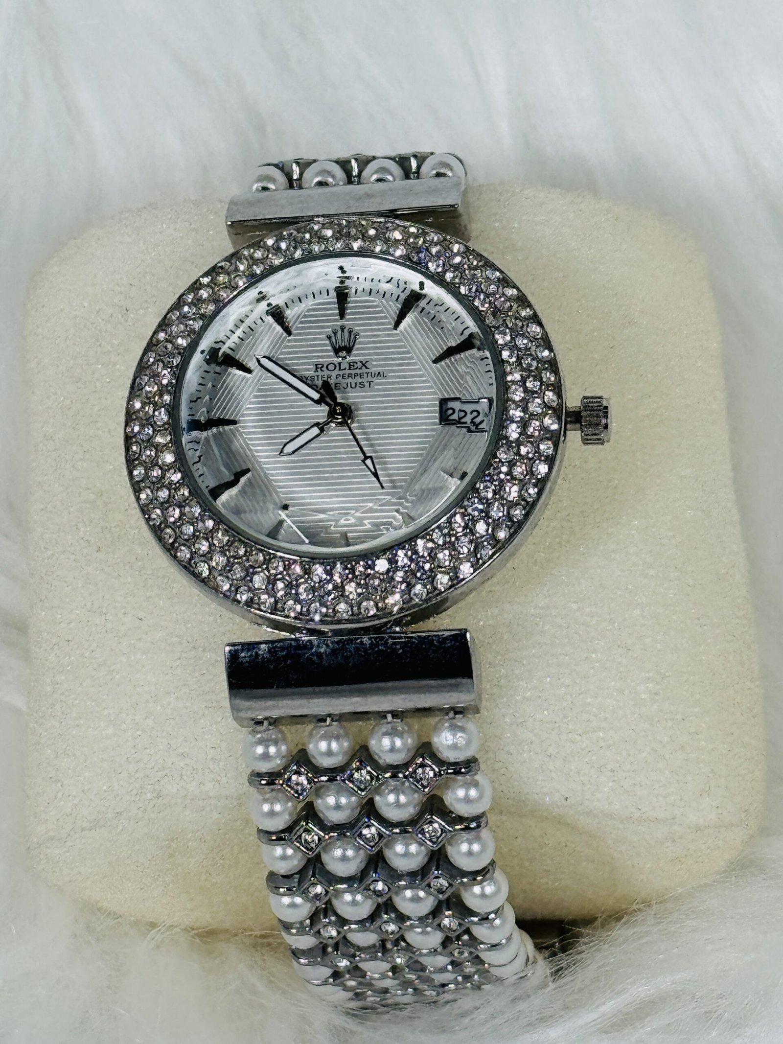 Rolex Wristwatch with Elegant Design