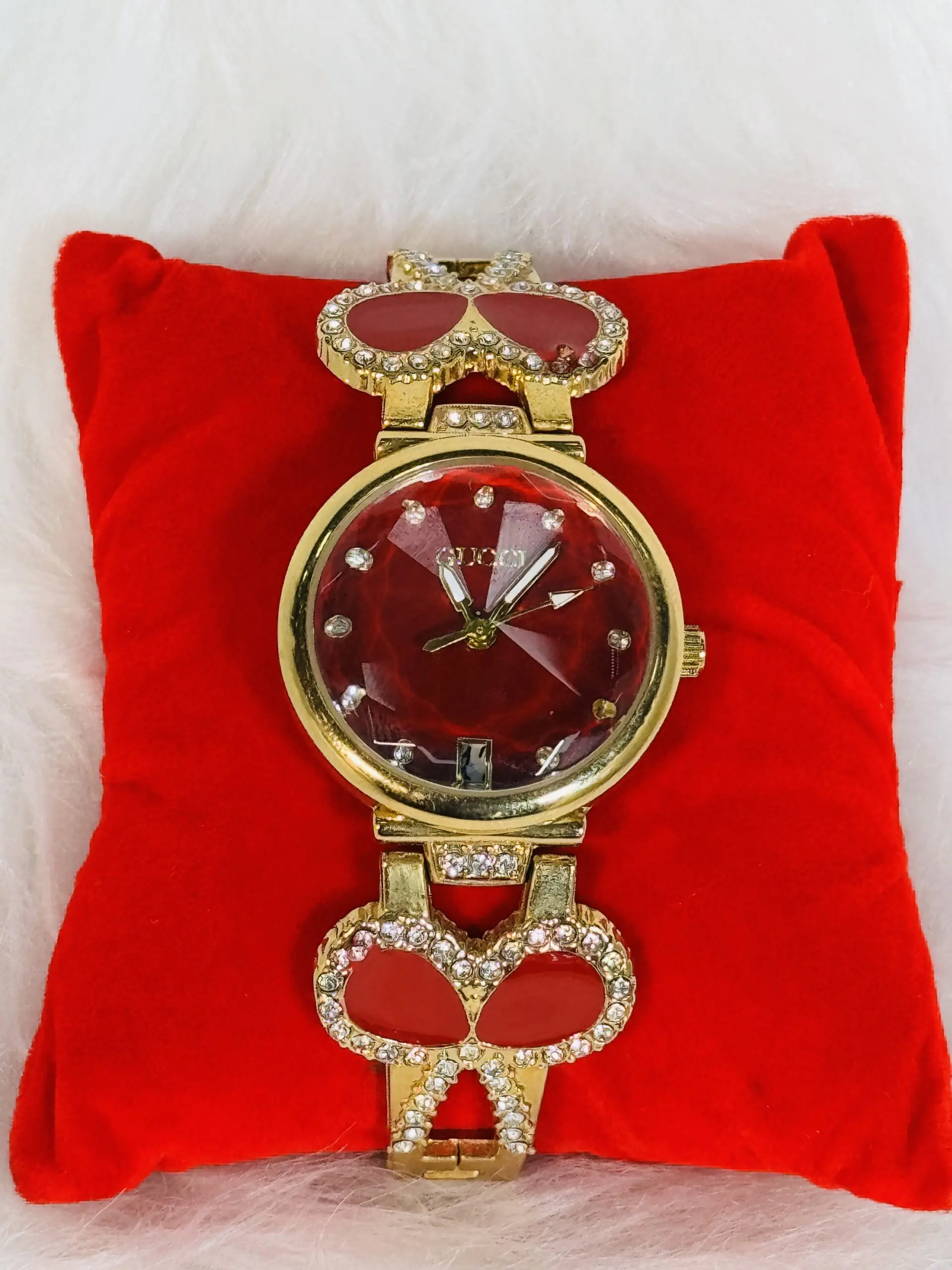 Gucci Wristwatch - Red Elegance with Golden Embellishments