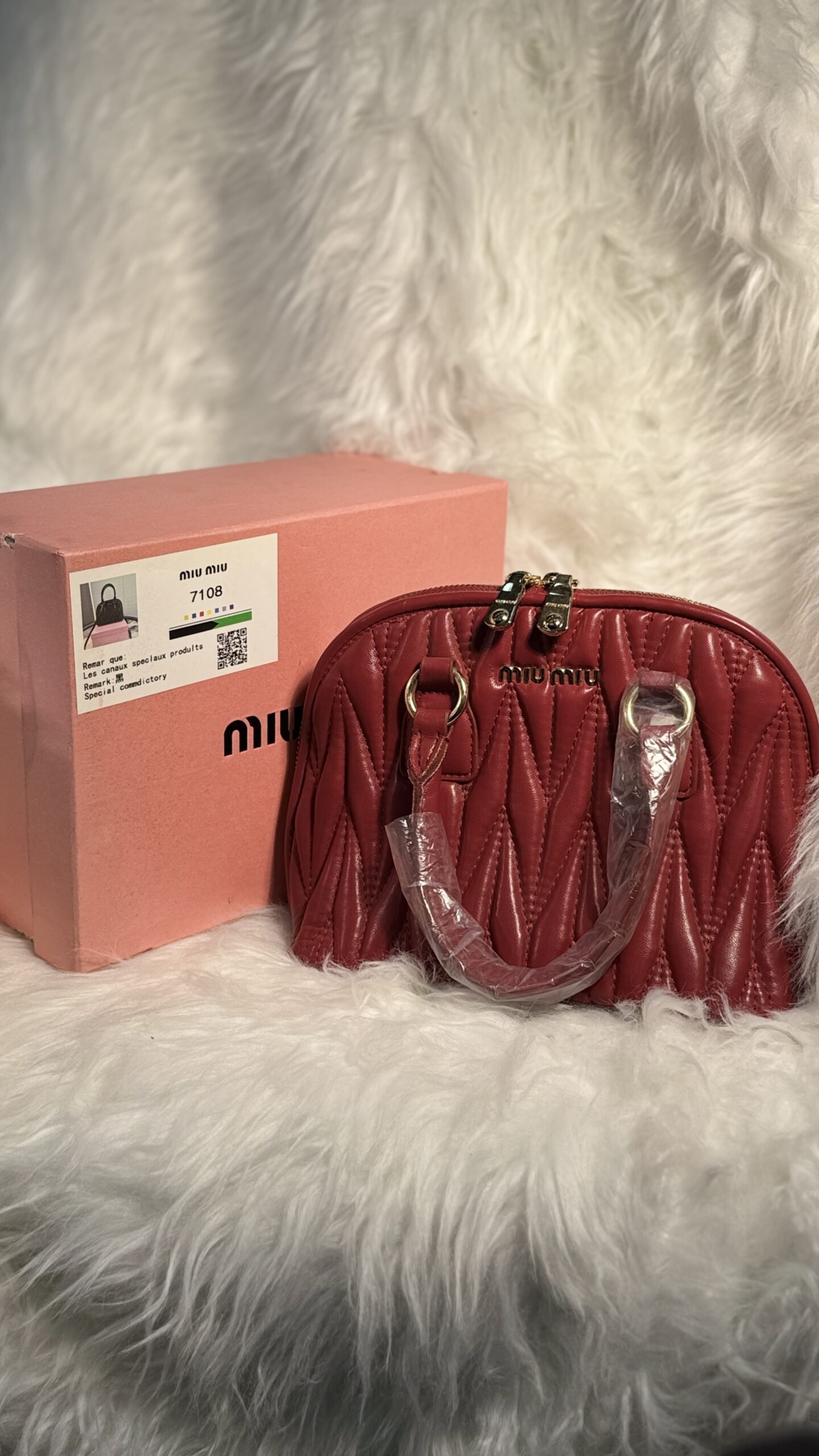 Luxury Miumiu Leather Wine Handbag