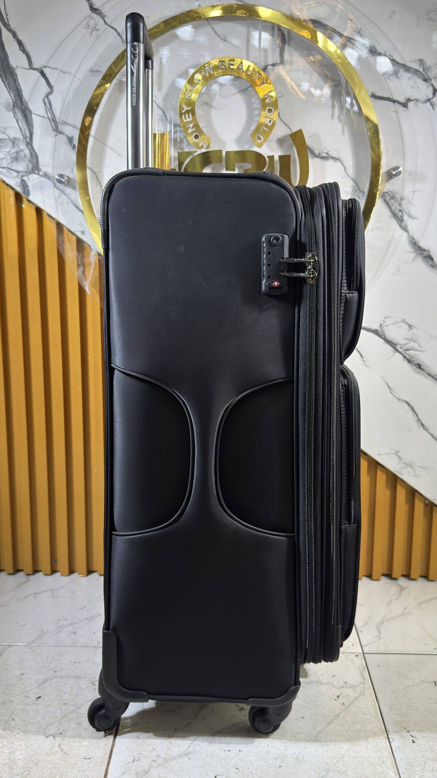 Portable Black Traveling Bag